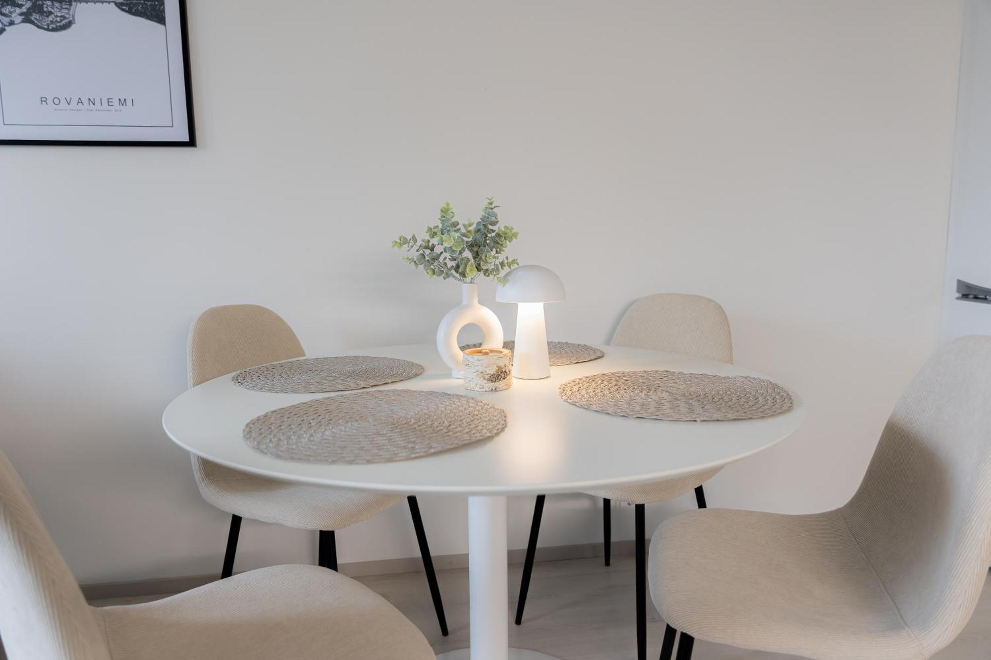 Arctic City Suites By Booklapland Rovaniemi Buitenkant foto